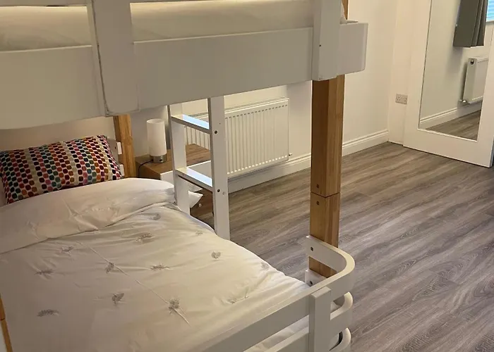 Willow Tree House Tatil Evi